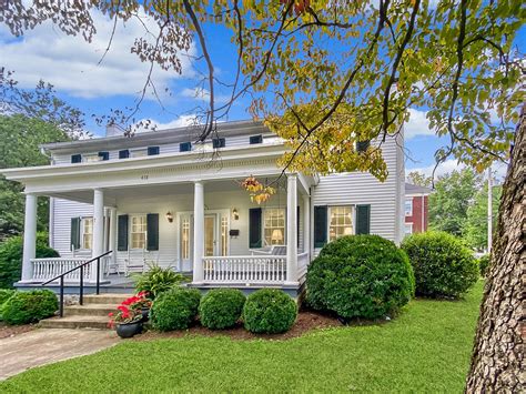 Realtor com danville ky - 4 days ago · Danville, KY REALTORS® & Real Estate Agents. 127 REALTORS ... Use The Find a Realtor ® search engine on realtor.com to find individuals who actively sell in your community. 